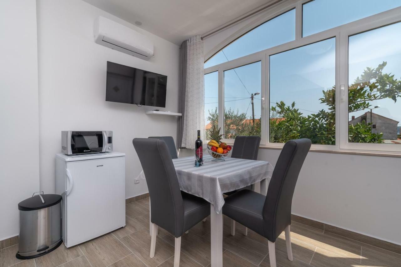 Apartman Niksi Trogir Exterior foto